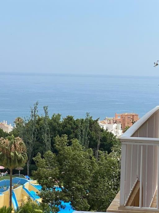 Apt Moderno Con Vistas, Recepcion 24 Hs Y Piscinas Benalmadena Exterior photo